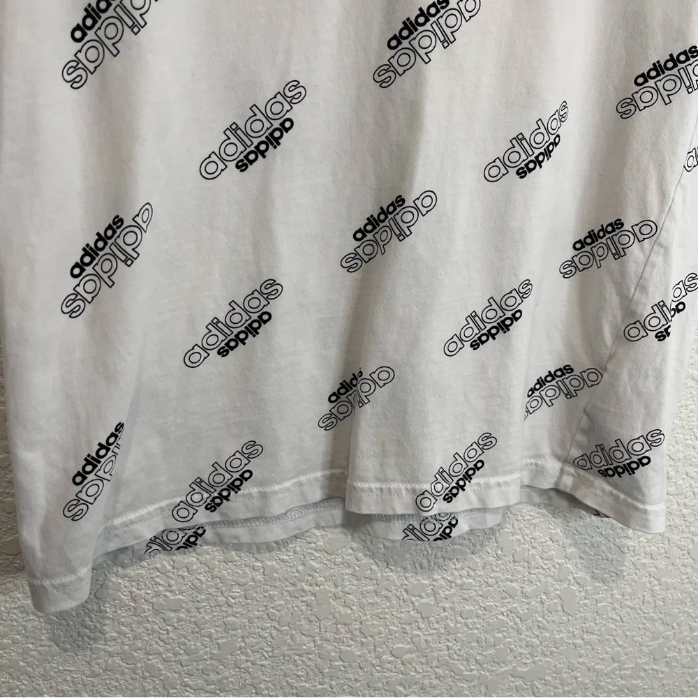 Adidas All Over Print Logo Graphic Short Sleeve White Black Tee Youth Size 10/12